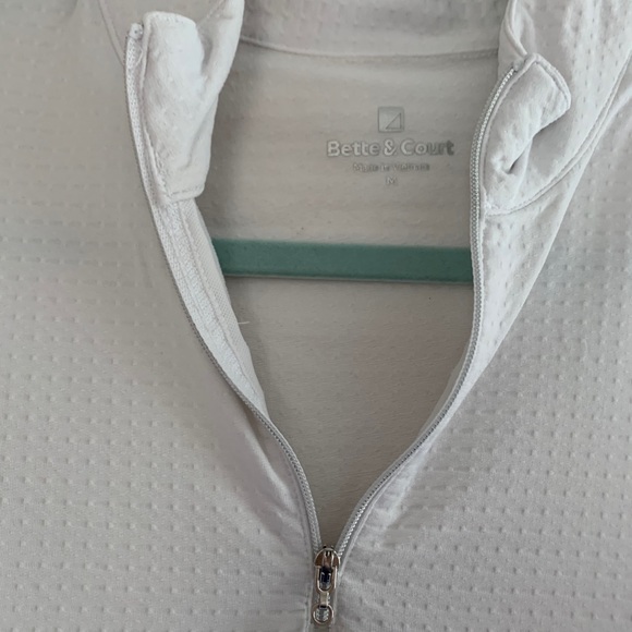 Bette and Court half zip - Picture 2 of 8